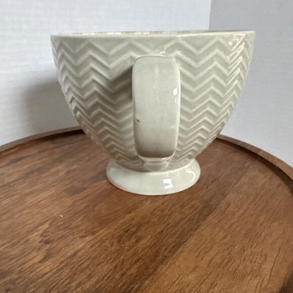 2 Signature Housewares Footed Stoneware 14 oz Mugs Diamonds Dots Lines & Zigzags - Picture 13 of 16